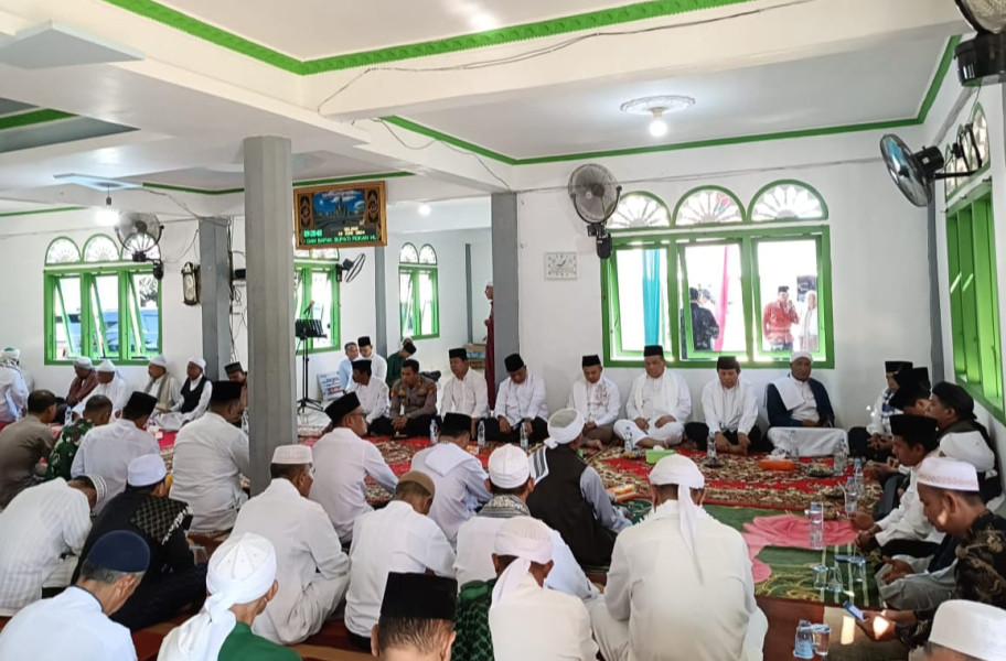 Didampingi Bupati Sukiman, Pj Gubri  Hadiri Haul Allah Yarham Syekh Ma'sum Tambusai