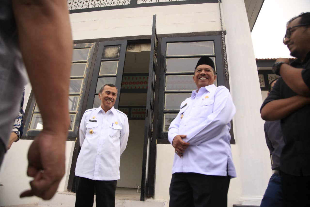 Hari Ini Gubernur Riau & Bupati Siak Tinjau Progres Pembangunan Istana Peraduan Siak Sri Indrapura