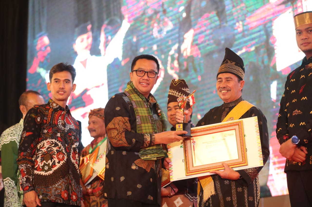 Terima Anugerah Kabupaten Layak Pemuda, Siak Siap Fasilitasi Peran Pemuda Dalam Pembangunan