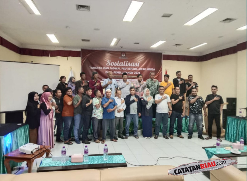 Persiapkan PSU, KPU Rohul Gelar Sosialisasi & Night Coffe Bersama Media