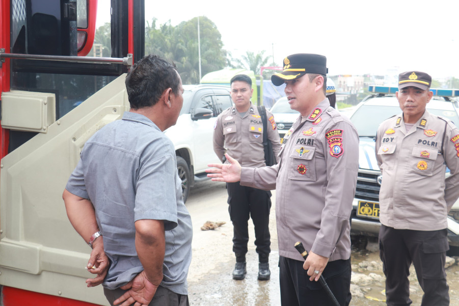 Kapolres Pelalawan Himbau Pemudik Prioritaskan Mudik Aman Keluarga Nyaman dan Hotline 110