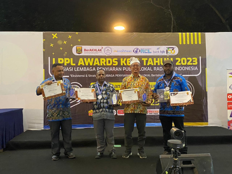 Bupati Rohul Terima Penghargaan Dalam Rakornas LPPL Award Ke III Tahun 2023