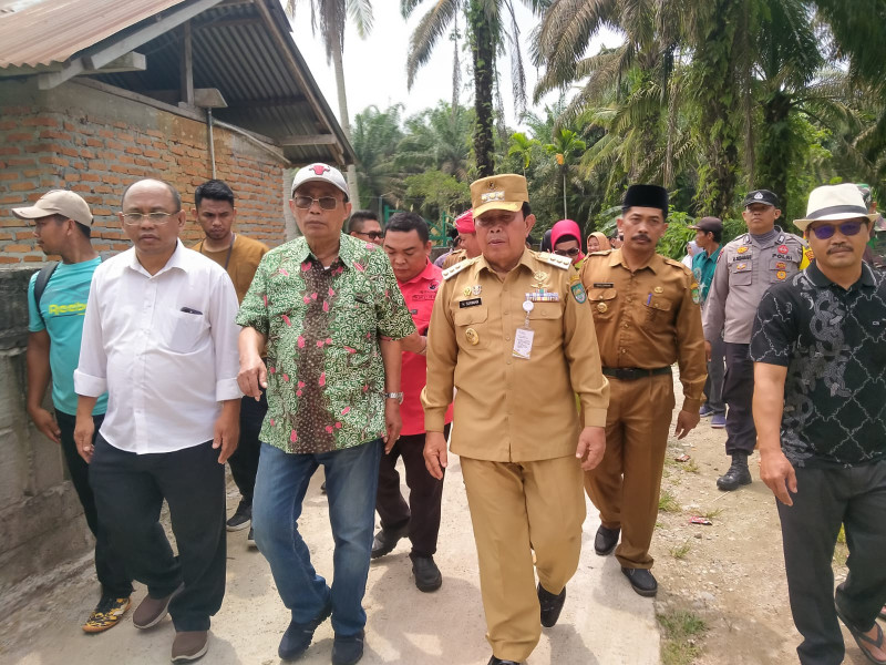 Sisir Desa di Rokan Hulu, Masyarakat Tetap Inginkan Effendi Sianipar  DPR RI 2024 Mendatang