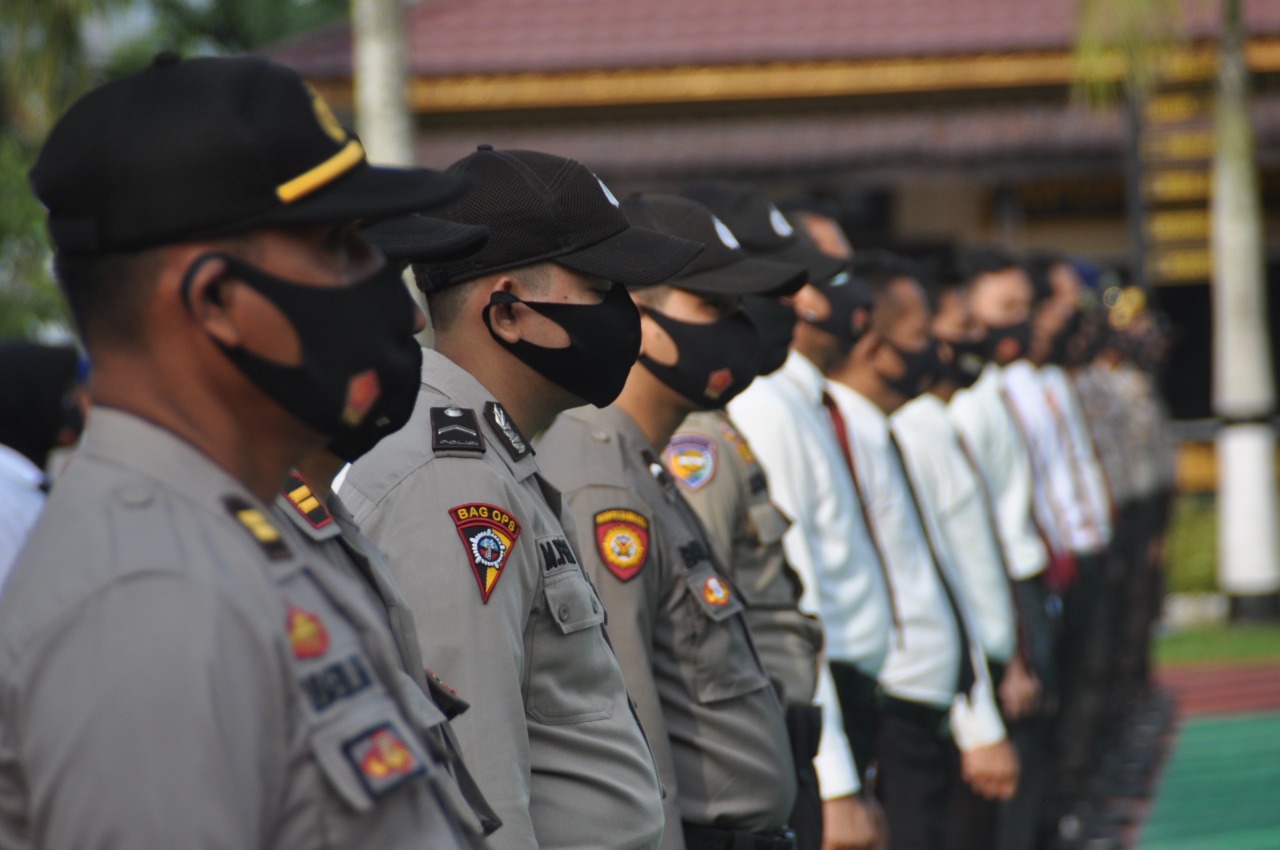Polres Siak Turunkan Ratusan Personil Untuk Pengamanan Pencalonan Pasangan Bupati & Wakil Bupati