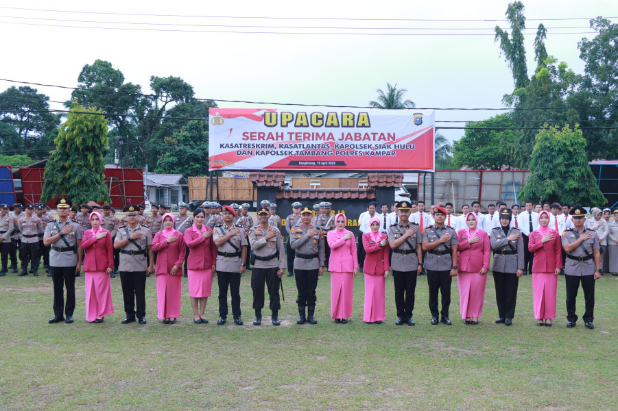Kapolres Pimpin Sertijab Kasat Reskrim, Kasat Lantas, Kapolsek Siak Hulu dan Kapolsek Tambang Polres Kampar