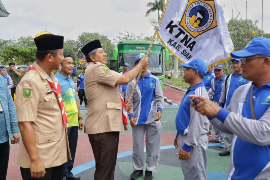 Bupati Siak Alfedri Lepas 58 Kontingen PENAS XVI KTNA Menuju Kota Padang