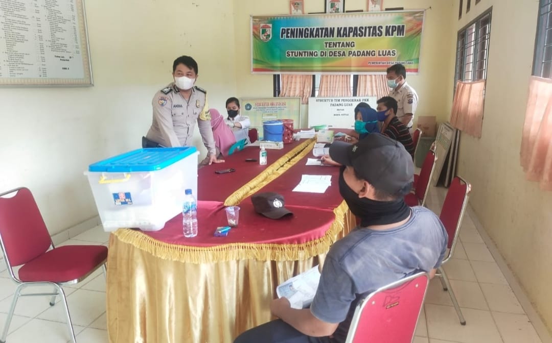 Kembali Gelar Gebyar Vaksinasi Covid-19,  Polsek Langgam Lakukan Pengawalan