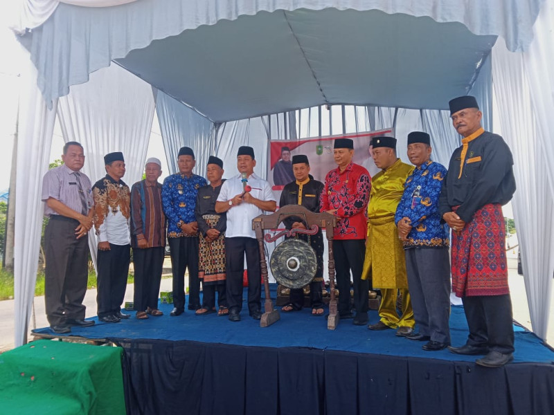 Wabup Rohul Hadiri Festival Budaya Kesenian Melayu Gondang Borogong
