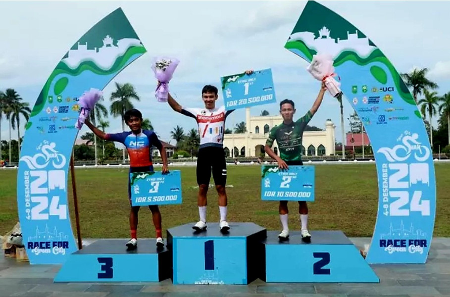 Pada Etape Kedua, Pebalap Sepeda Asal Indonesia Kuasai Podium Tour de Siak!