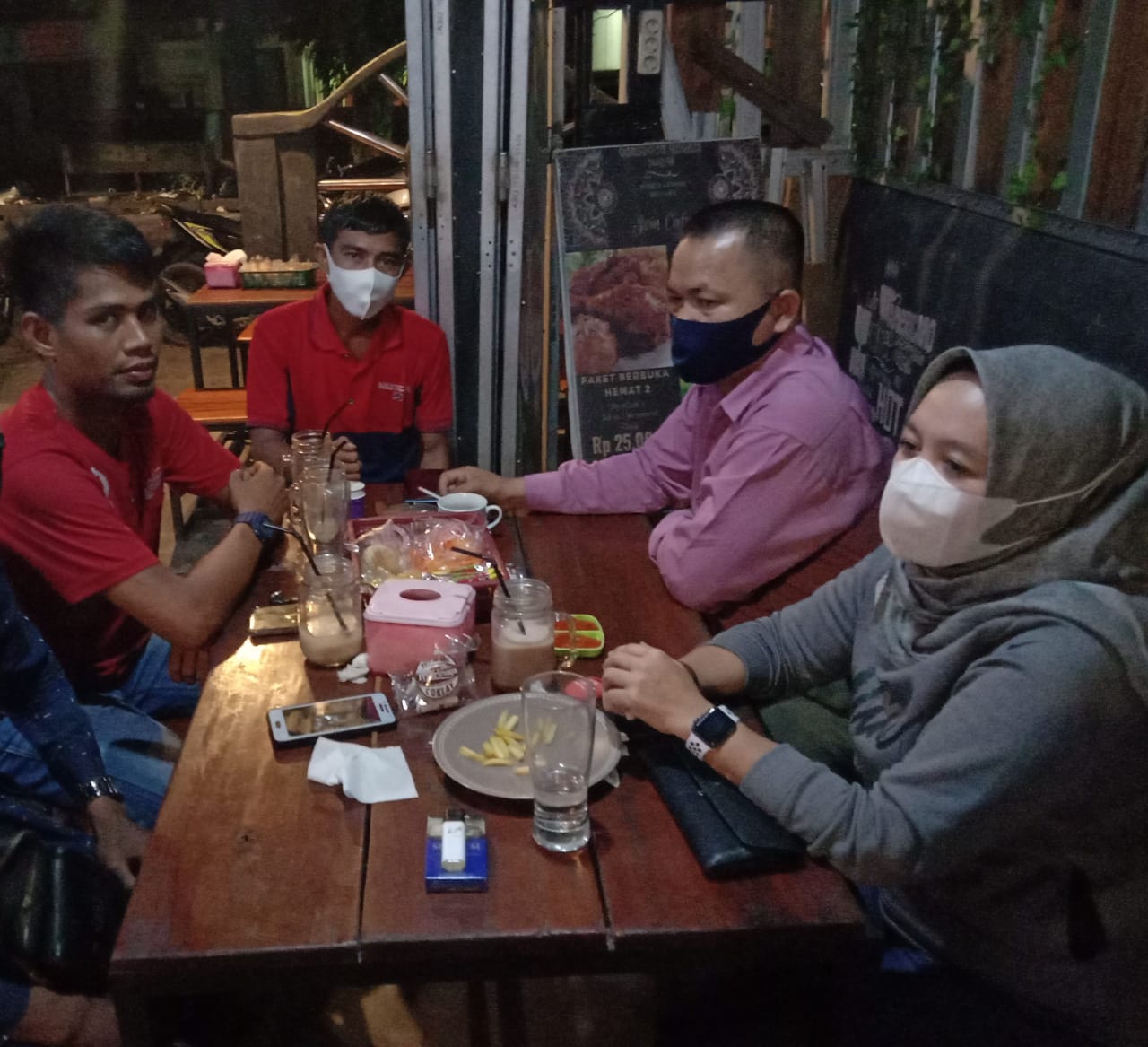 Lurah Pasir Sialang Didampingi Tim Kuasa Hukumnya LBH Citra Keadilan Riau Berikan Klarifikasi