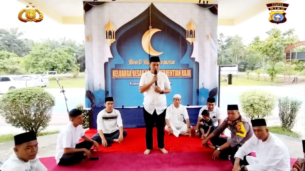 Personil Polsek Perhentian Raja dan Bhayangkari Gelar Buka Puasa Bersama