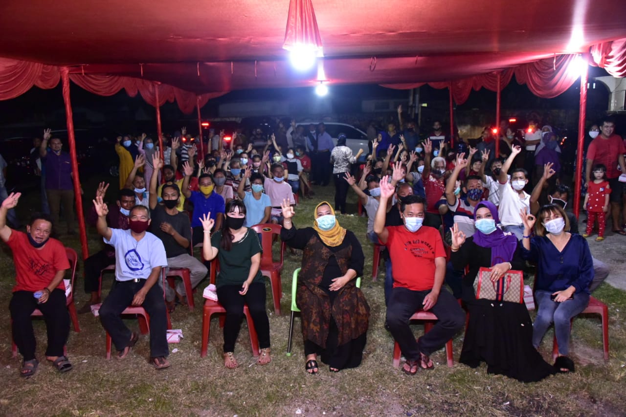 Puluhan Warga Thionghoa Ikut Kampanye Cabup Bengkalis Nomor 3, Kasmarni Menang Menggema