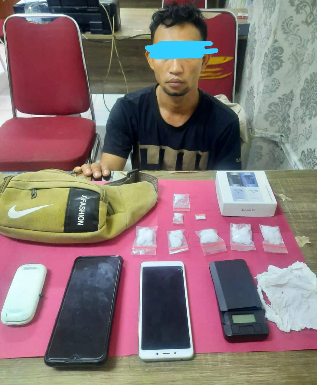 Sat Narkoba Polres Siak Tangkap Seorang Pengedar Narkotika Jenis Shabu di Kelurahan Kampung Dalam