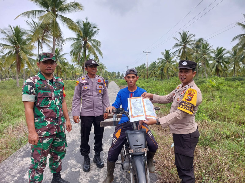 Kapolsek Kuala Kampar & Koramil 015 KK  Bersinergi Cegah Karhutla