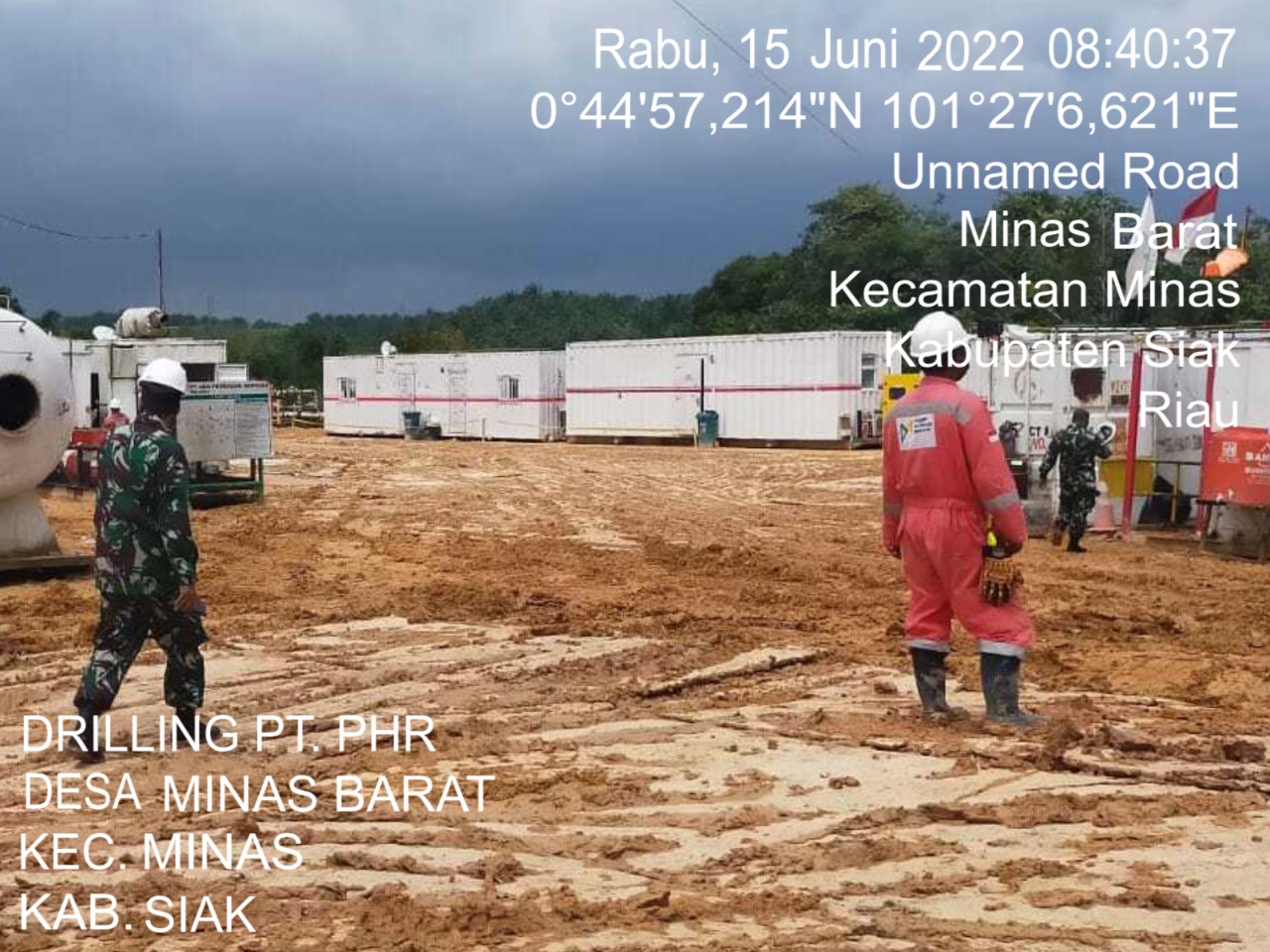 Serka Alif,Sertu Ardhi & Sertu Susiawan Giat Lakukan Patroli Drilling Disejumlah Lokasi PT PHR Minas