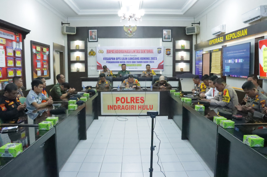 Rakor Lintas Sektoral dan Apel Gelar Pasukan Ops Lilin LK 2023 di Polres Inhu Khidmat