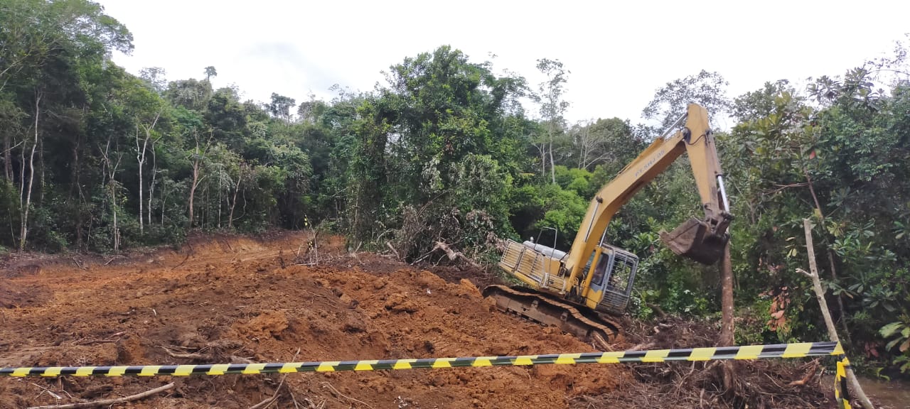 Diduga Proyek Siluman perbatasan Ganting Damai & Pulau Jambu, Kontraktor Langgar UU No 14 Tahun 2008