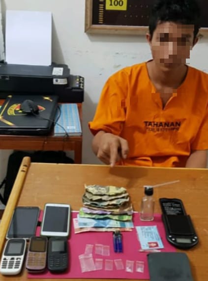 Kedapatan Kantongi Narkotika Jenis Shabu, Pria ini Ditangkap Polsek XIII Koto Kampar