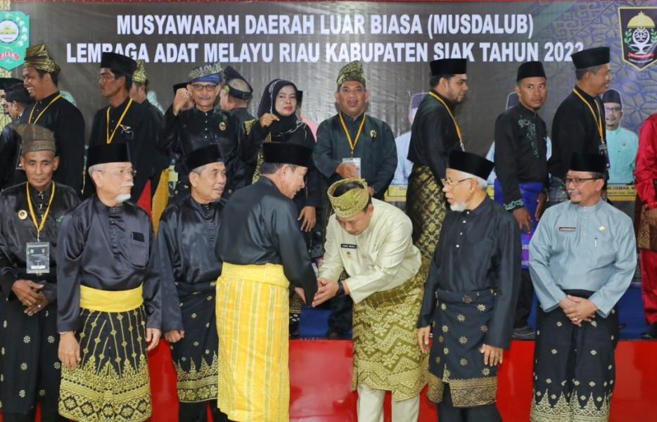 Wabup Siak Husni Merza Buka Musdalub LAM Riau Kabupaten Siak
