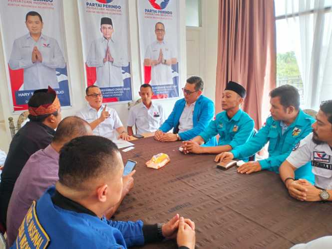 KNPI Riau Wakafkan Ketuanya Nyaleg di Partai Perindo; Larshen Yunus Benar-Benar Mental Petarung