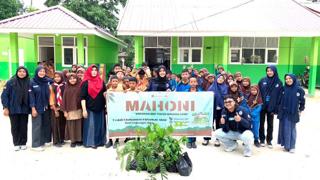GenBI Komisariat UIN Suska Riau Gelar Kegiatan MAHONI di SDN 103 Pekanbaru