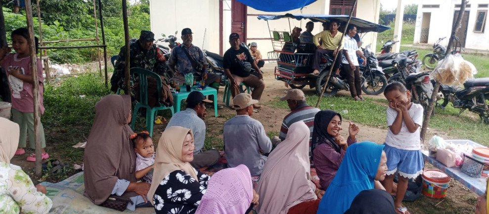 Babinsa Koramil 03/Minas Edukasi Masyarakat Kampung Muara Bungkal Tentang Pentingnya Kesehatan