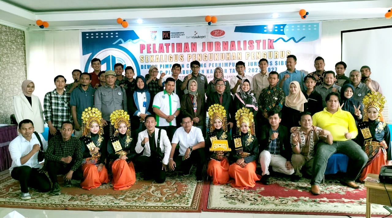 DPC PJS Kampar Resmi Dikukuhkan Oleh DPD PJS Riau Disaksikan Plt. Ketum Mahmud Marhaba