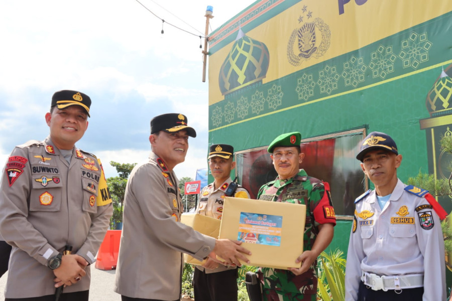 Waka Polda Riau Cek dan Tinjau Pos PAM Km 55 Ops Ketupat Lancang Kuning  2023