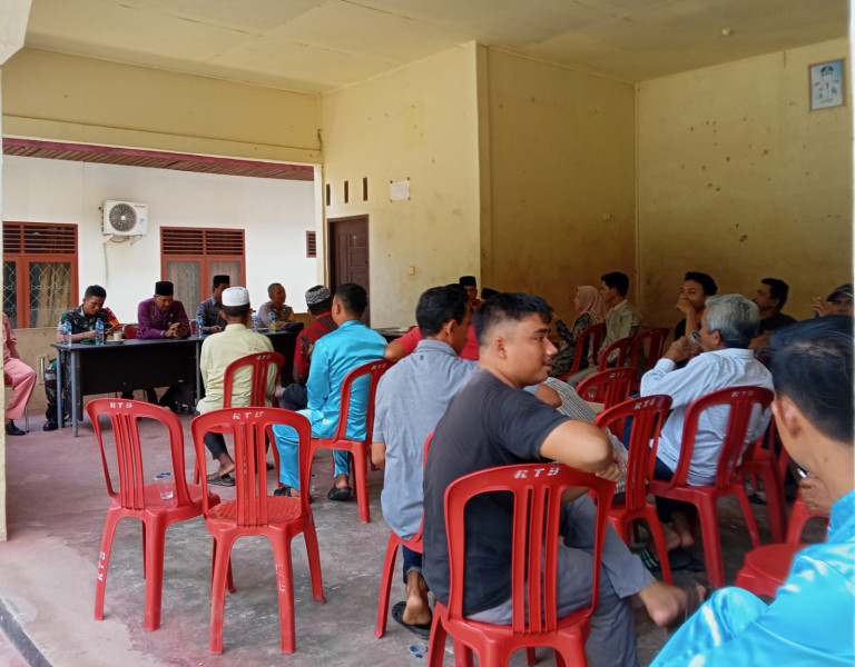 Pemdes RTB Adakan Musyawarah Untuk Cegah Pencurian Buah Sawit