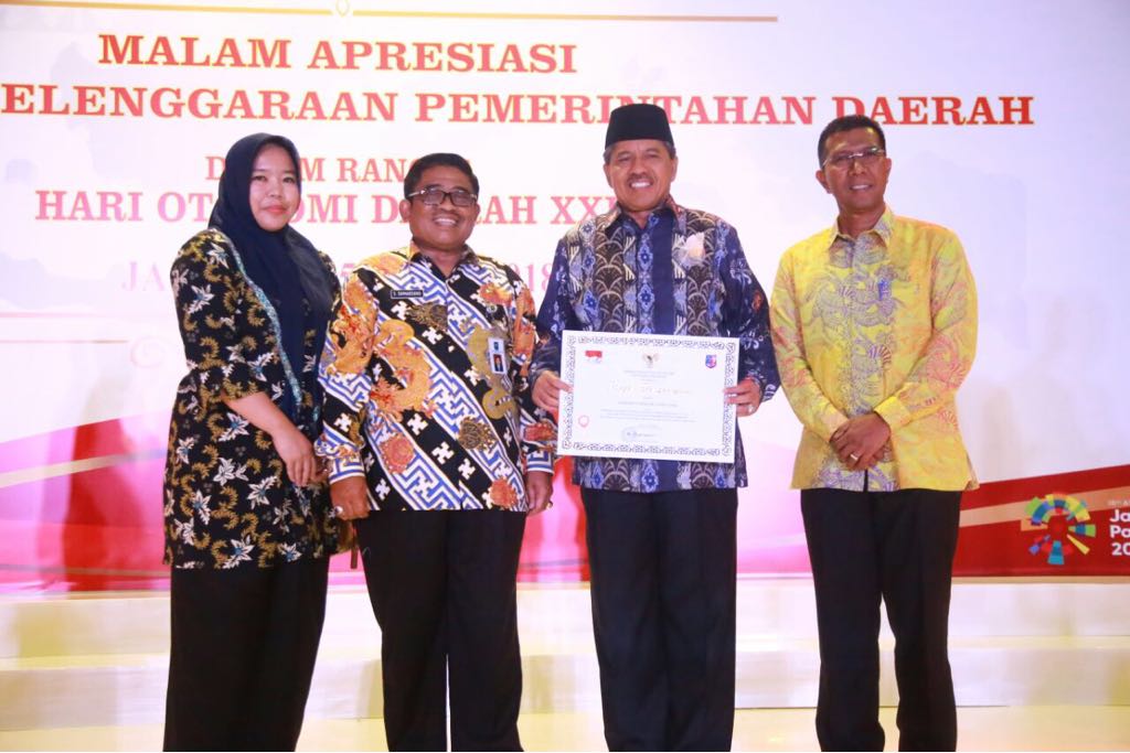 Siak Terbaik Pertama di Riau Atas Prestasi Kinerja Penyelenggaraan Pemerintah Daerah.