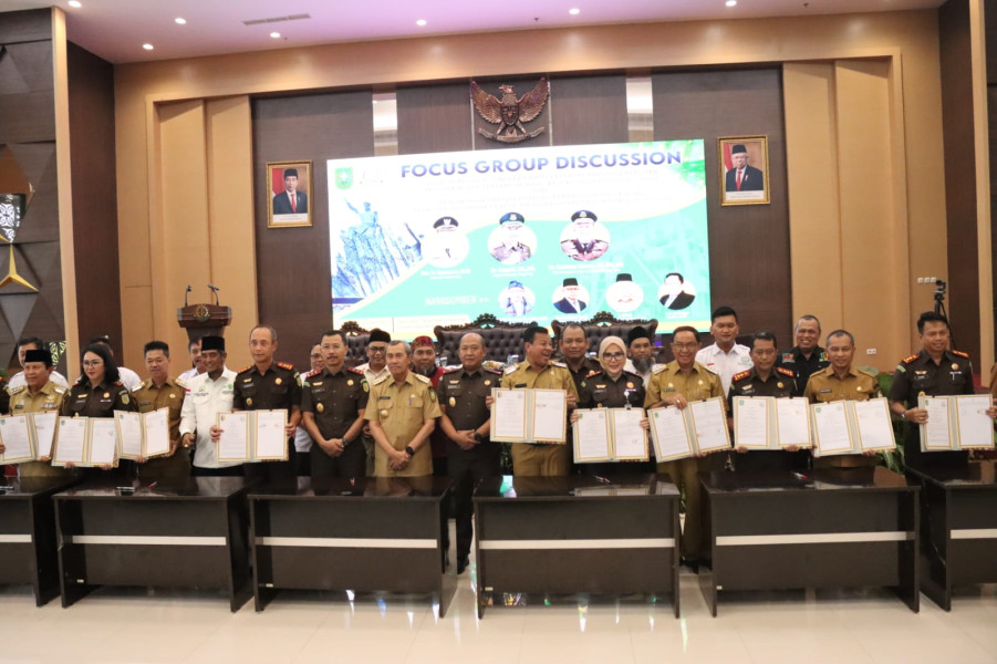 Kepala Kejati Riau Lakukan Giat FGD JAGA ZAPIN dan MOU Antara Bupati/ Walikota Se- Riau