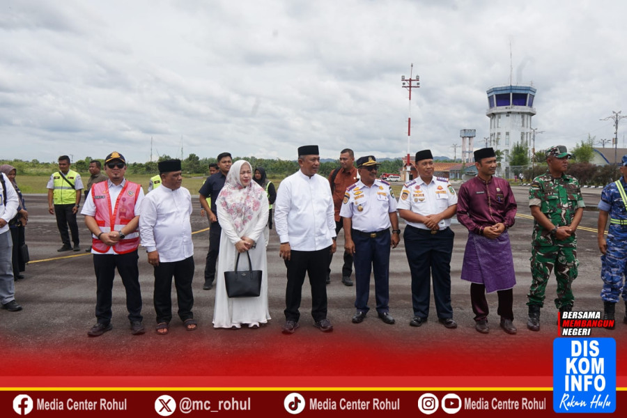 Bupati Anton Dampingi para Rombongan Menuju Batam di Hari Kedua Keberangkatan JCH Rohul