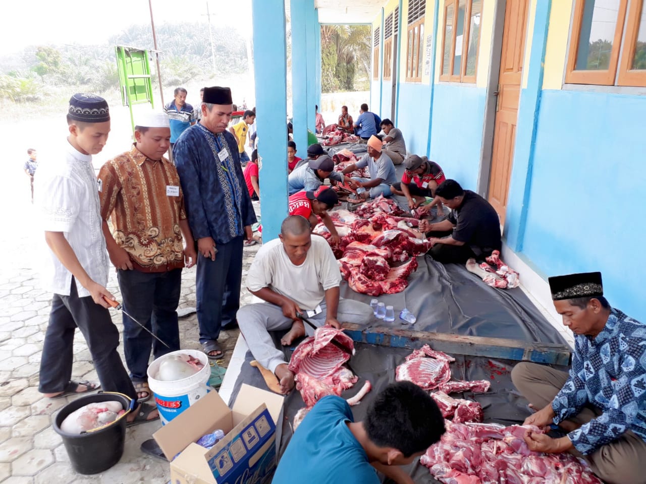 Idul Adha Tahun Ini 3 Ekor Sapi & 2 Ekor Kambing Disembelih Di Masjid Al-Hijrah KM.40 Minas