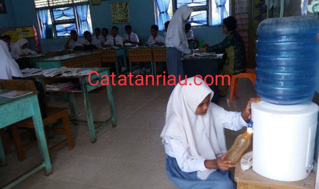 Kepala SMA Negeri 2 Tualang Tegaskan Sekolahnya Tanpa Pungutan