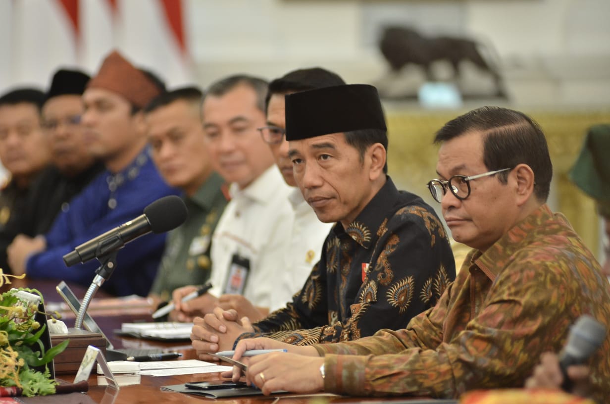 Presiden Jokowi Terima Pinangan  Anugerah Gelar Adat dari LAMR