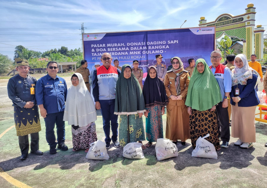 Warga Terharu, SKK Migas-PT PHR Donasikan Daging Sapi dan 1.000 Paket Pasar Murah di Rohil