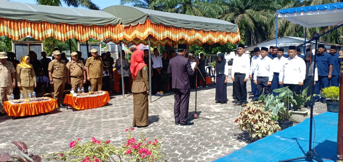 Camat Kandis Hadiri Pelantikan Perangkat Kampung dan RT / RK Kampung Pencing Bekulo